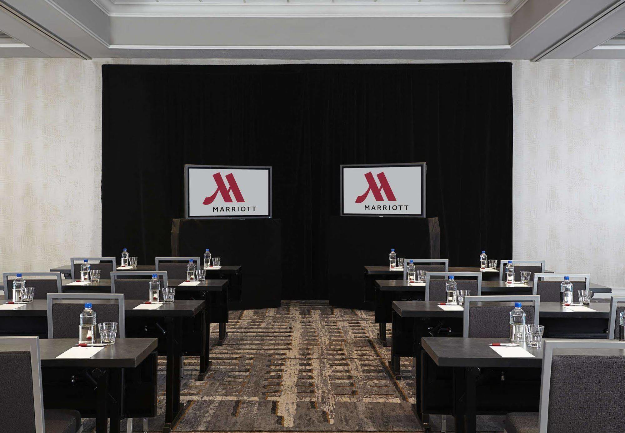 Bethesda Marriott Hotel Bagian luar foto
